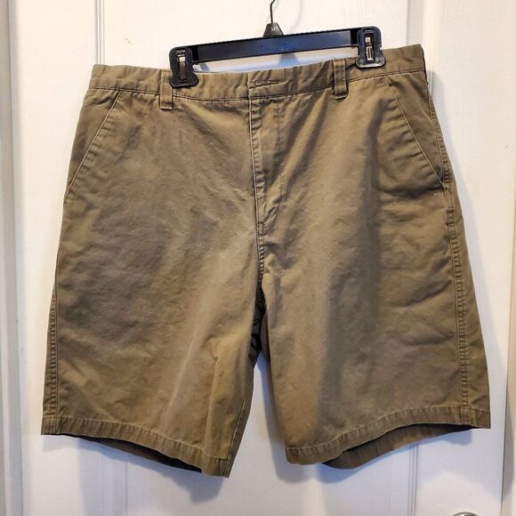 Dockers Flat front Relaxed fit 100% cotton shorts 38 - Picture 1 of 4